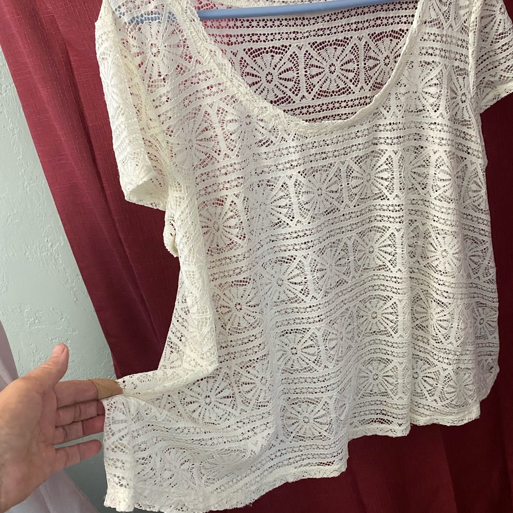 💥💥 Off white lace top American Eagle 🦅 large/ X-Large - Picture 2 of 5